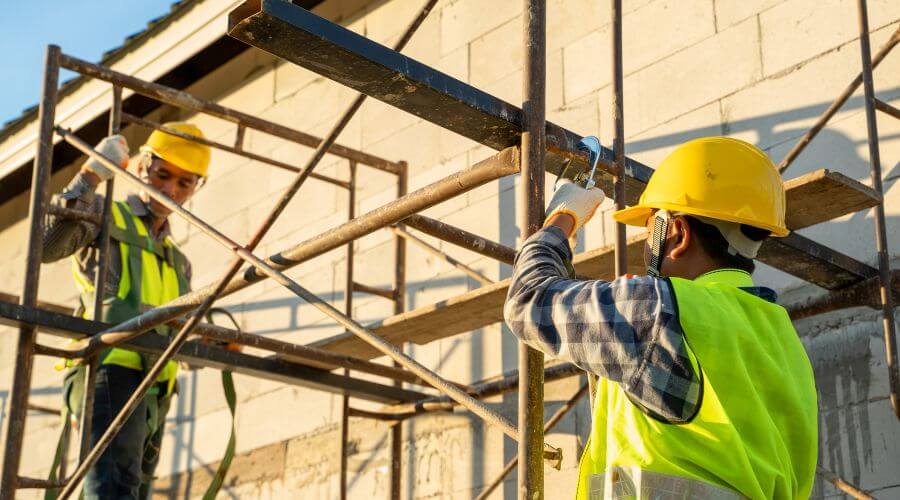 Expert flood damage restoration services in Russell, IA